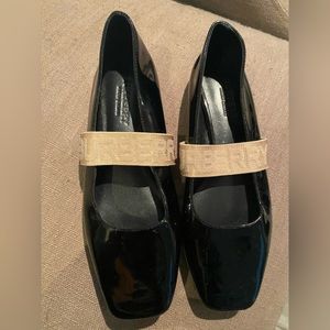 Burberry Girls shoes
